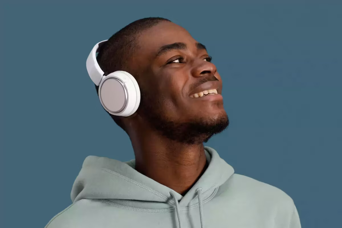 Listening to audio courses on qLearn