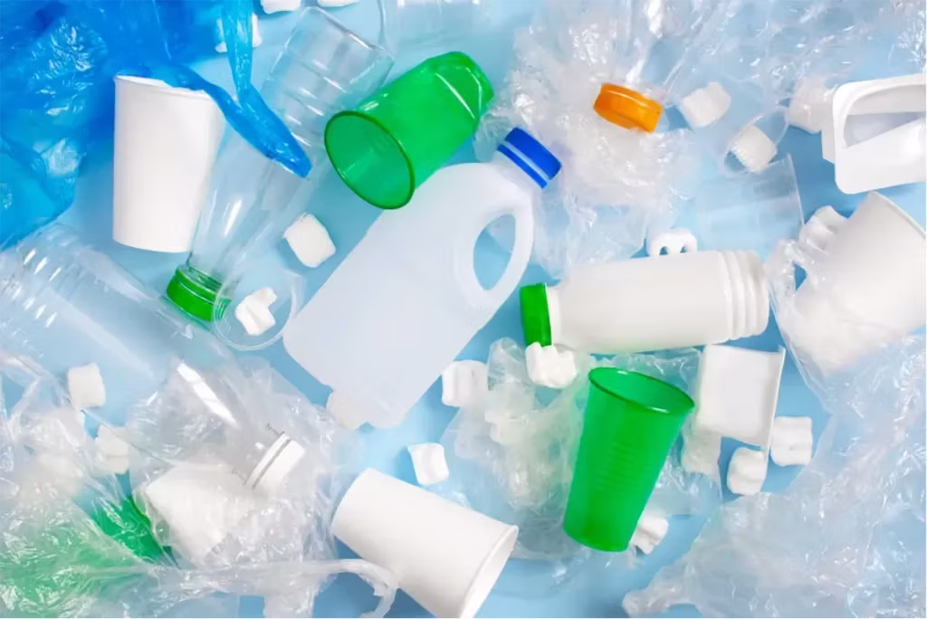 Role of Plastics in water pollution