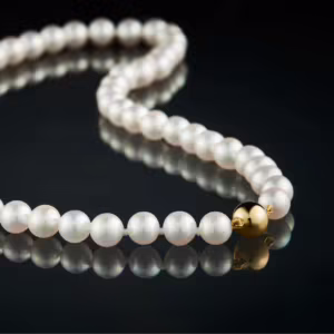 bhm_pearl_icons_collection_necklace.webp